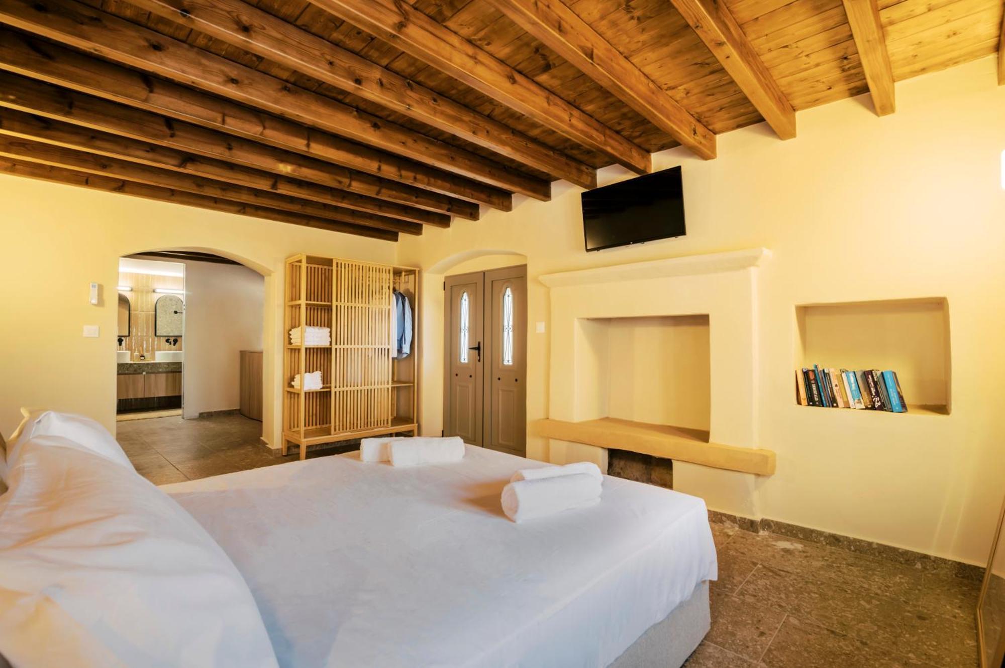 Ferienhaus Rizes Traditional House *